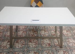 Bureau professionnel Kitea et chaise scandinave