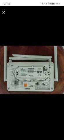 Routeur orange fibre optique ( ZXHN F6600P)