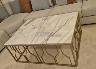 طاولة قهوة من الرخام