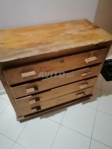 commode 4 étagères en bois rouge 