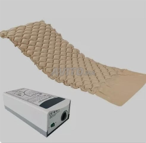 Matelas à air  anti escarre 