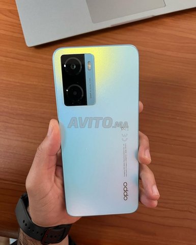 oppo A77s bon état 