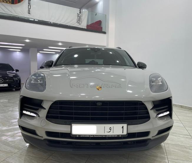 PORSHE MACAN