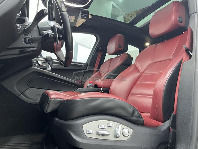 PORSHE MACAN