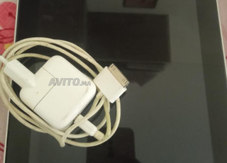 ipad  avec chargeur état correct