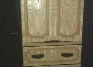 خزانة ملابس