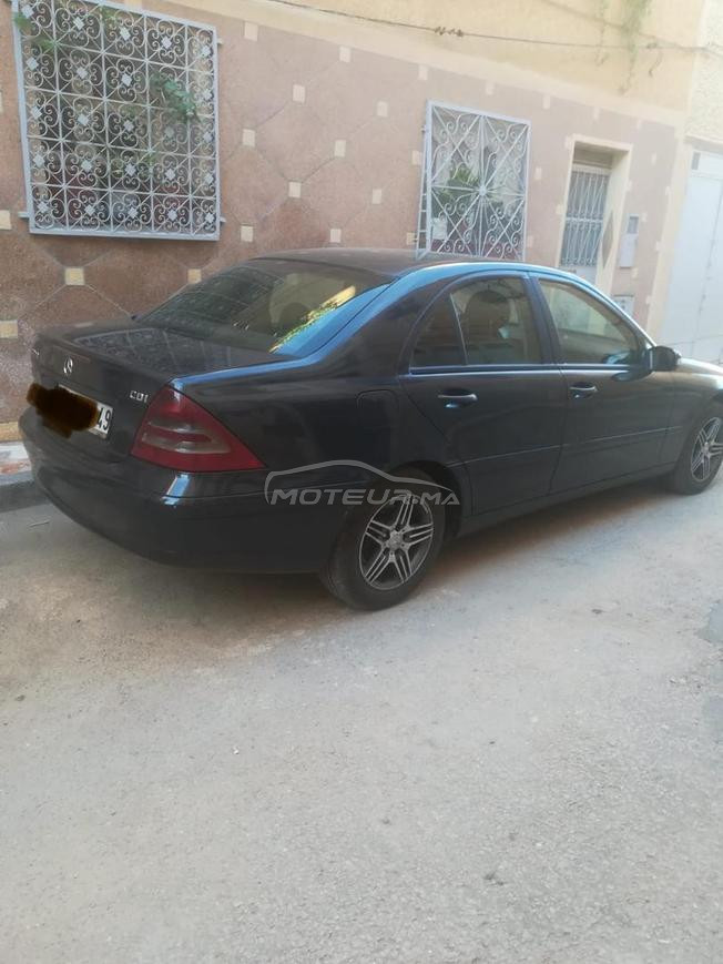Mercedes-Benz 220 Diesel Manuelle 2002 à Oujda