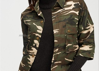 سترة بطبعة مموهة بأكمام 3-4