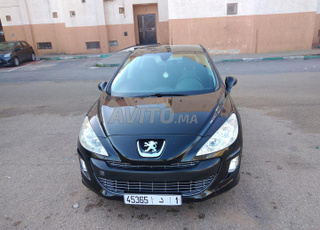 308 isounse cart grize 2 main Rabat 