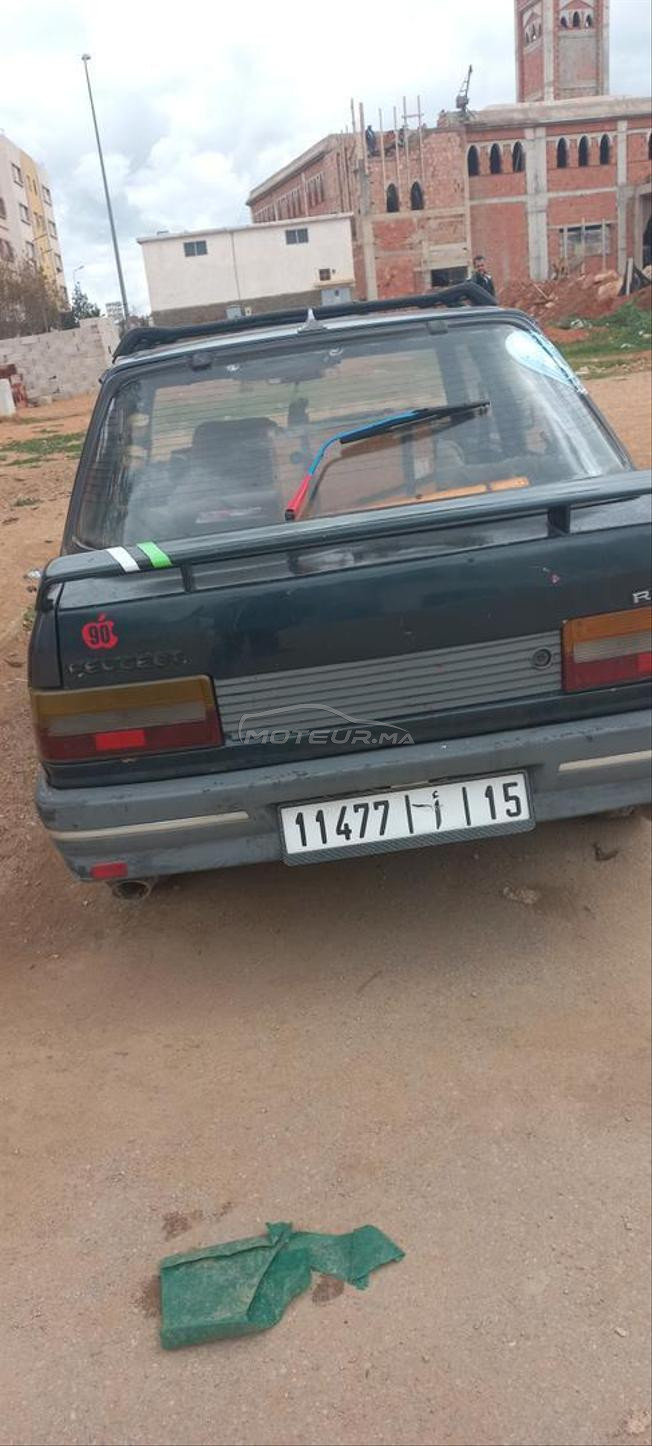 سيارة للبيع