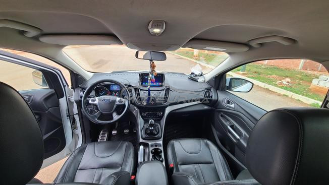 Ford Kuga Diesel Manuelle 2015 à El Hajeb