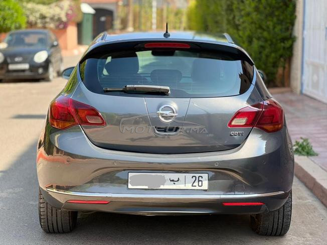 opel astra 