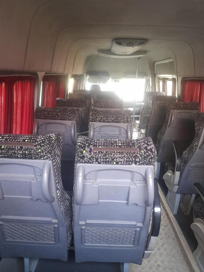mercedes sprinter transport personnel