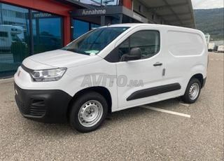 Fiat Doblo commercial location 