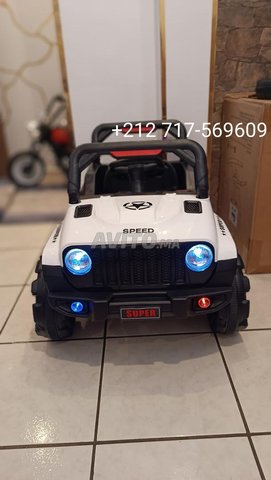 Voiture électrique bébé enfant avec télécommande