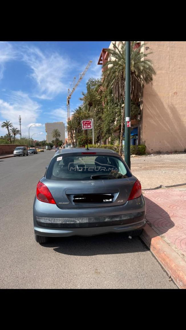 Peugeot 207 Essence Manuelle 2008 à Marrakech