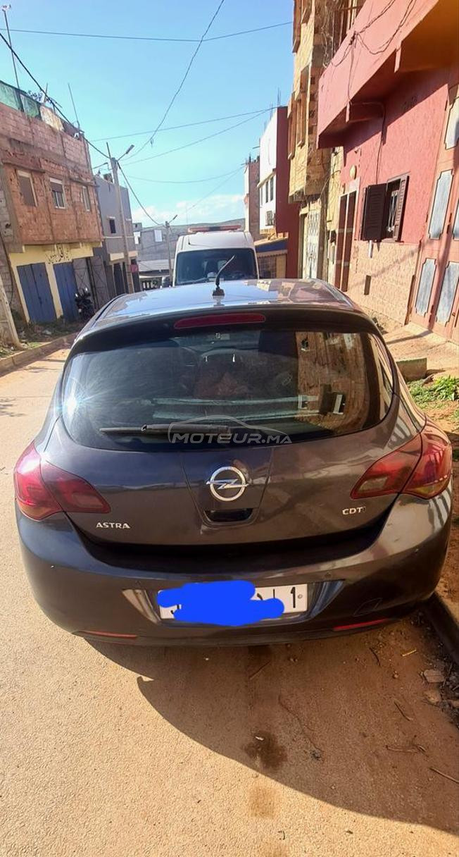 opel astra j 12/2011
