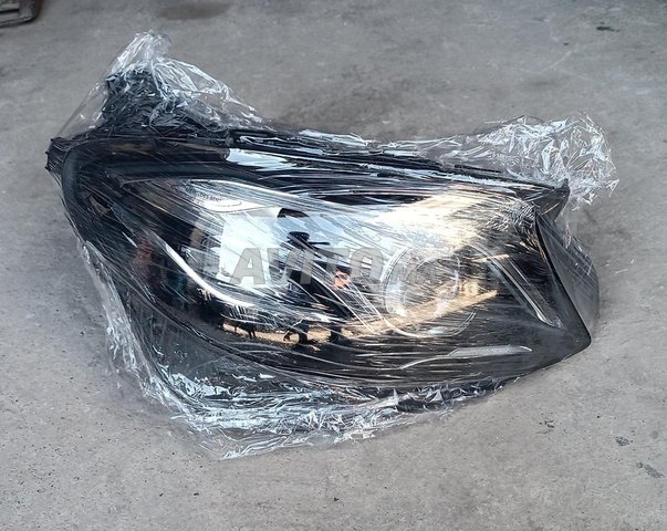 Optique Droite Mercedes Classe E W213