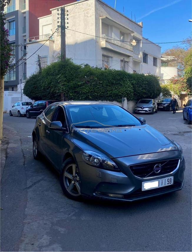 Volvo V 40