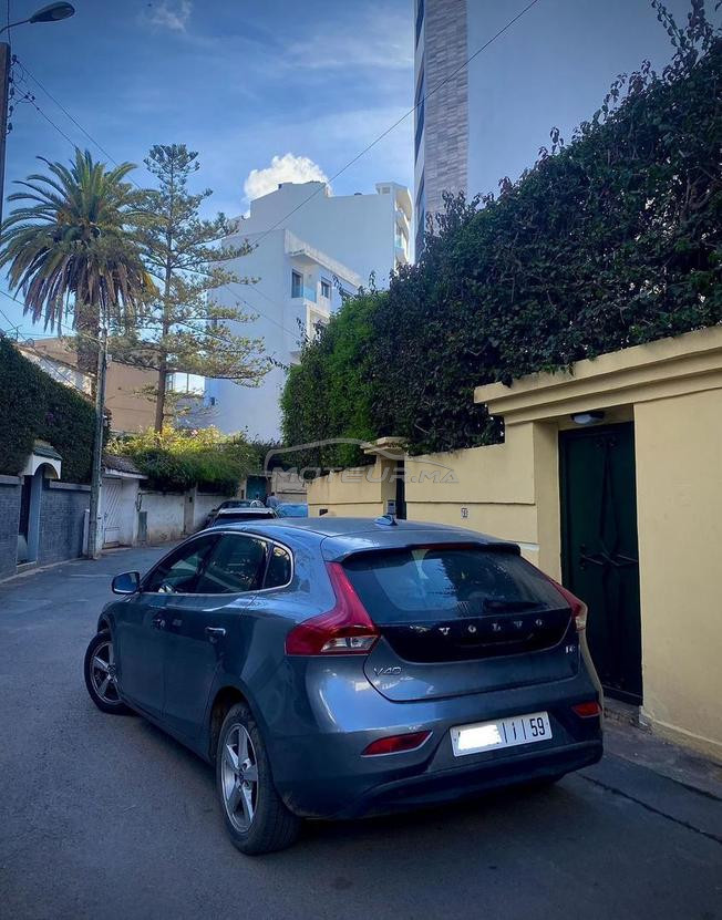 Volvo V 40