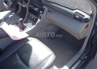 Mercedes-Benz 220 Diesel Manuelle 2001 à Tanger