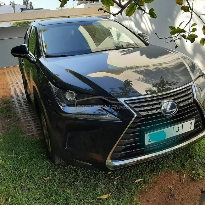 Lexus NX hybride 2019 . prix négociable 