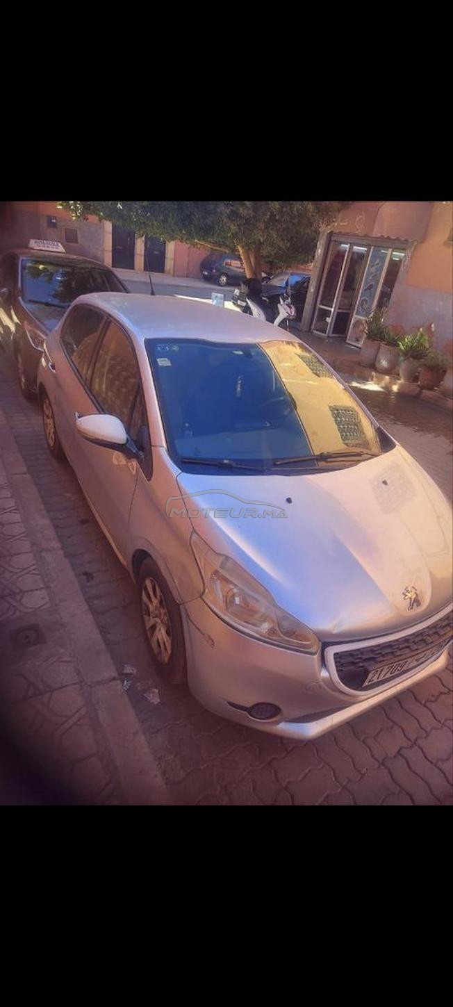 Peugeot 208 Diesel Manuelle 2015 à Marrakech
