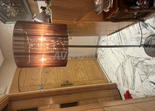 LAMPADAIRE TRES BON ETAT A VENDRE