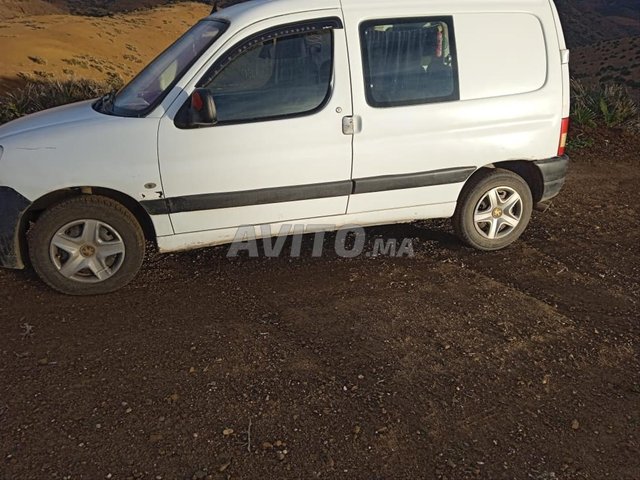 بيجو بارتنر ديزل يدوي 2006 في عين عودة