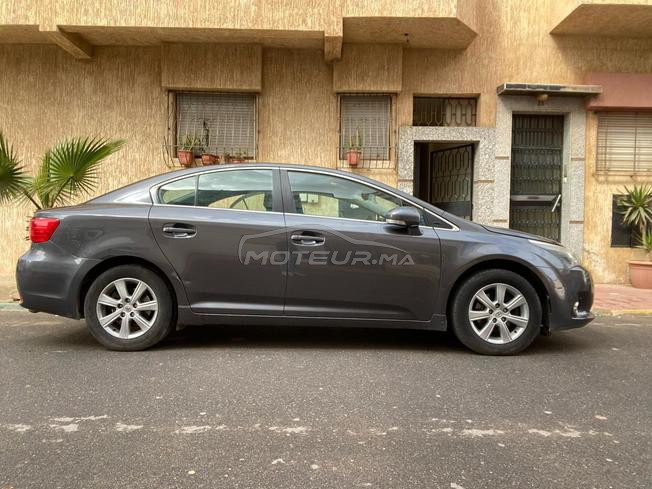 toyota avensis