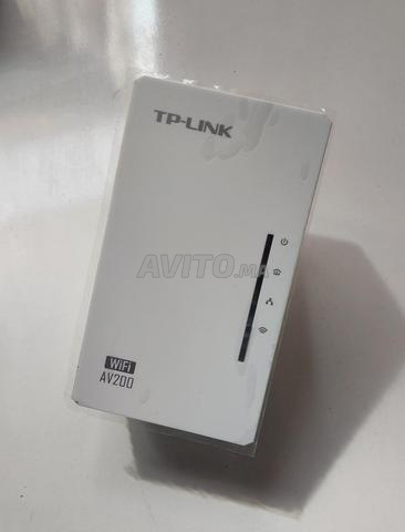 Kit d'amplificateurs Wi-Fi TP-Link et D-Link en excellent état - 2