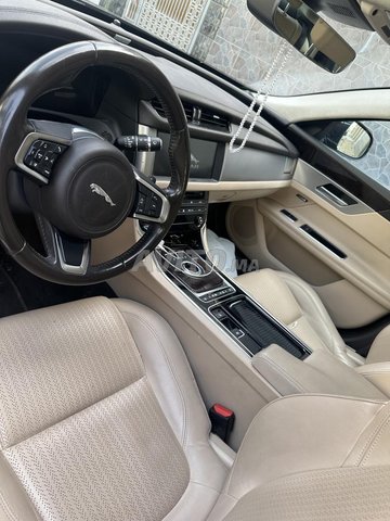 Jaguar XF Diesel Automatique 2018 à Tanger