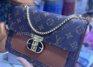 حقيبة يد للنساء، التوصيل بالمجان