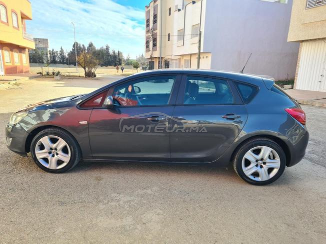 opel astra modèle 2012 dd 2017