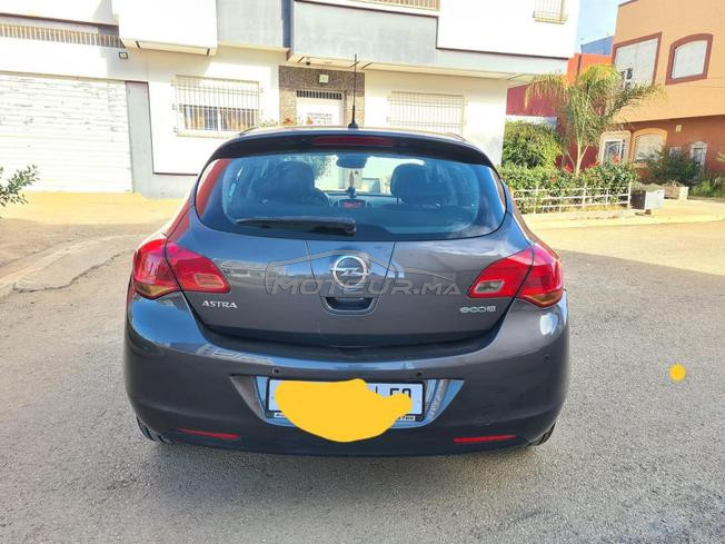 opel astra modèle 2012 dd 2017