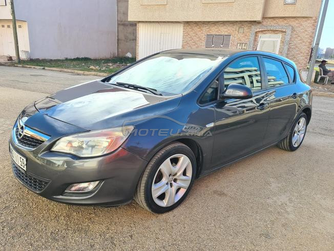 opel astra modèle 2012 dd 2017