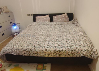 Chambre à coucher avec parquet