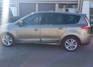 رونو سنيك ديزل يدوي 2011 في القنيطرة الديوانة 2018