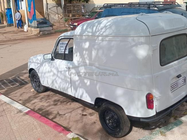 Renault R4 Diesel Manuelle 1991 à Boufkrane