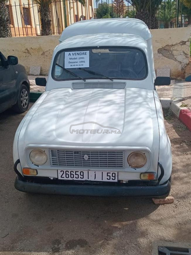 Renault R4 Diesel Manuelle 1991 à Boufkrane