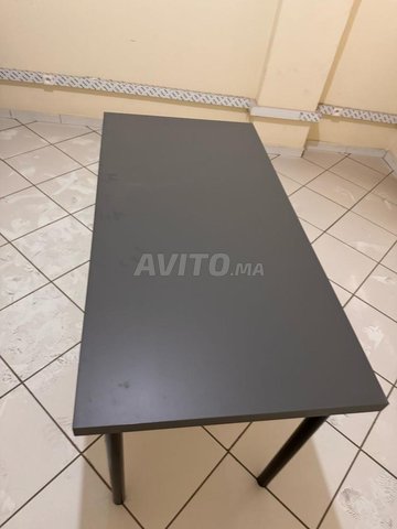 Table IKEA LINNMON / ADILS en excellent état