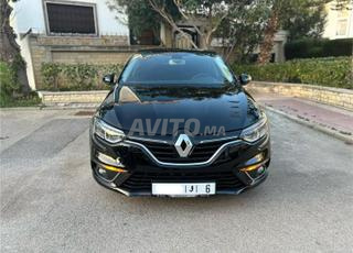 Renault Mégane4 modèle 2019 1ère main 