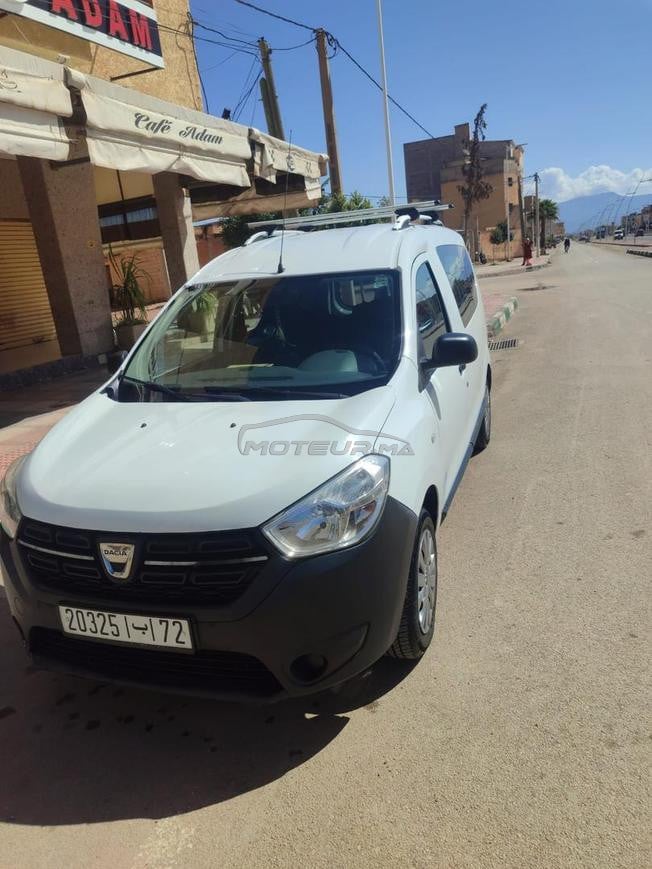 Dacia docker
