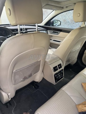 Jaguar XF Diesel Automatique 2018 à Tanger