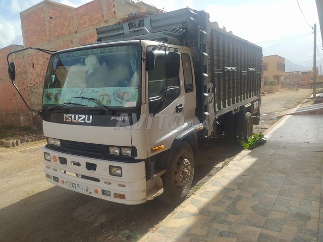 Isuzu 