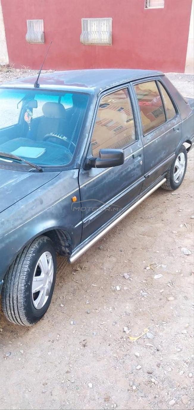 Peugeot 309