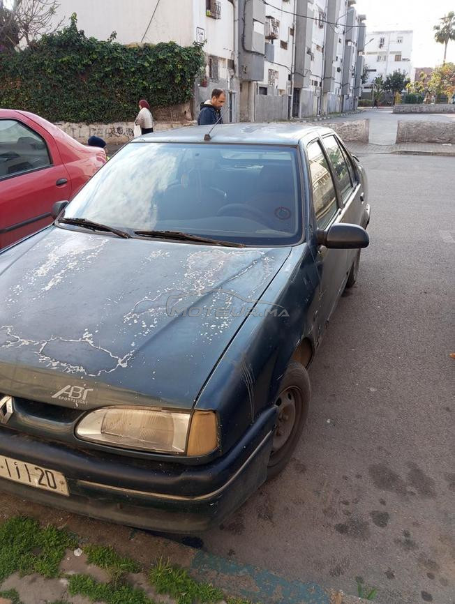 Renault 19