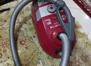 Aspirateur puissant excellent  