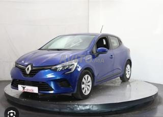 تأجير سيارة كليو 5