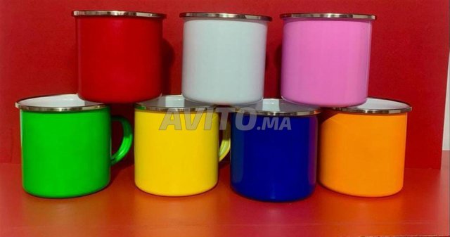 mug métal en couleur 